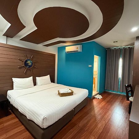 Bed By Cruise Hotel At Samakkhi-Tivanont Нонтхабурі Екстер'єр фото